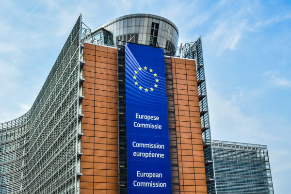 La commission européenne présente ses 2 stratégies dans le domaine de l'énergie